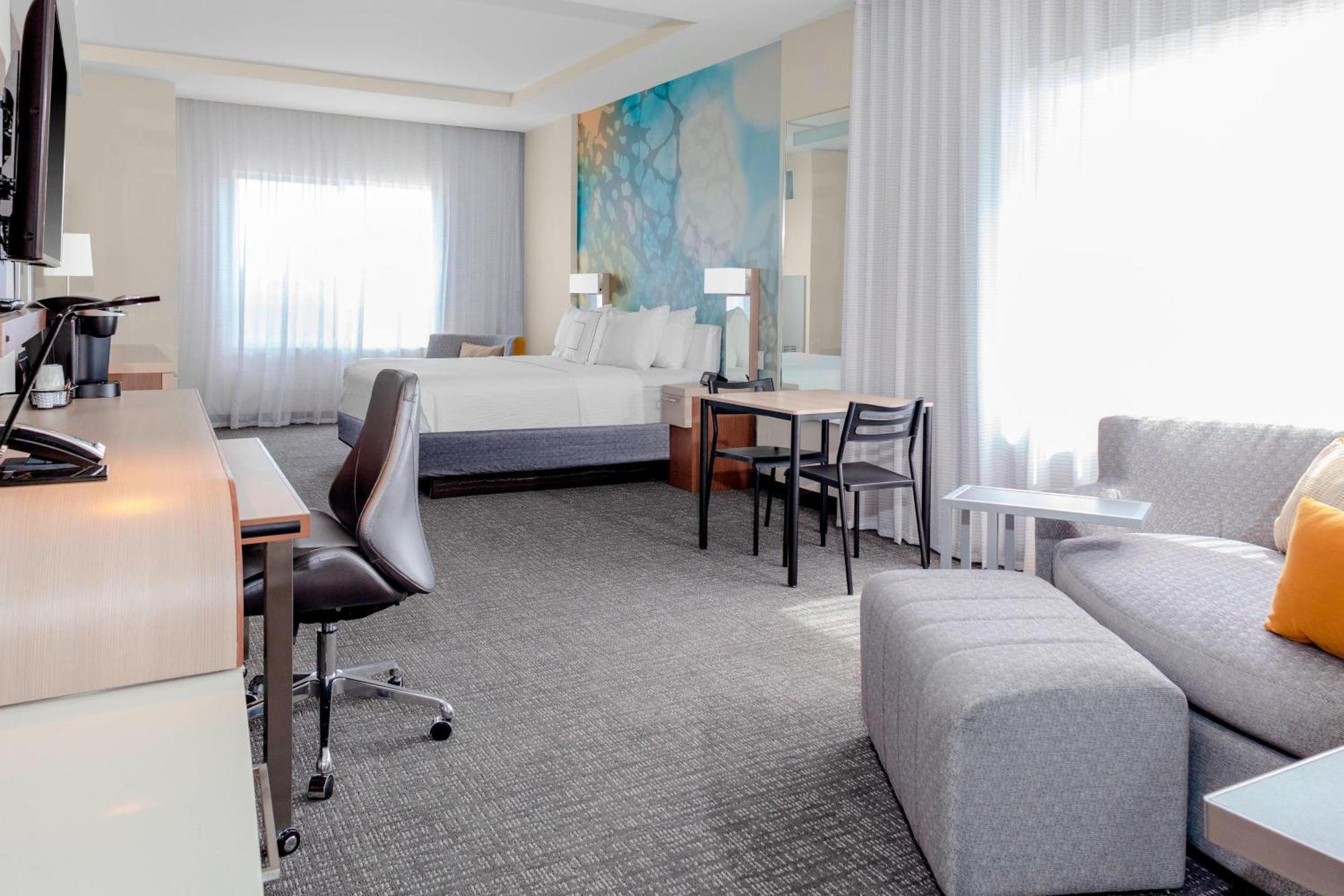 Courtyard By Marriott Deland Historic Downtown Hotel Bagian luar foto