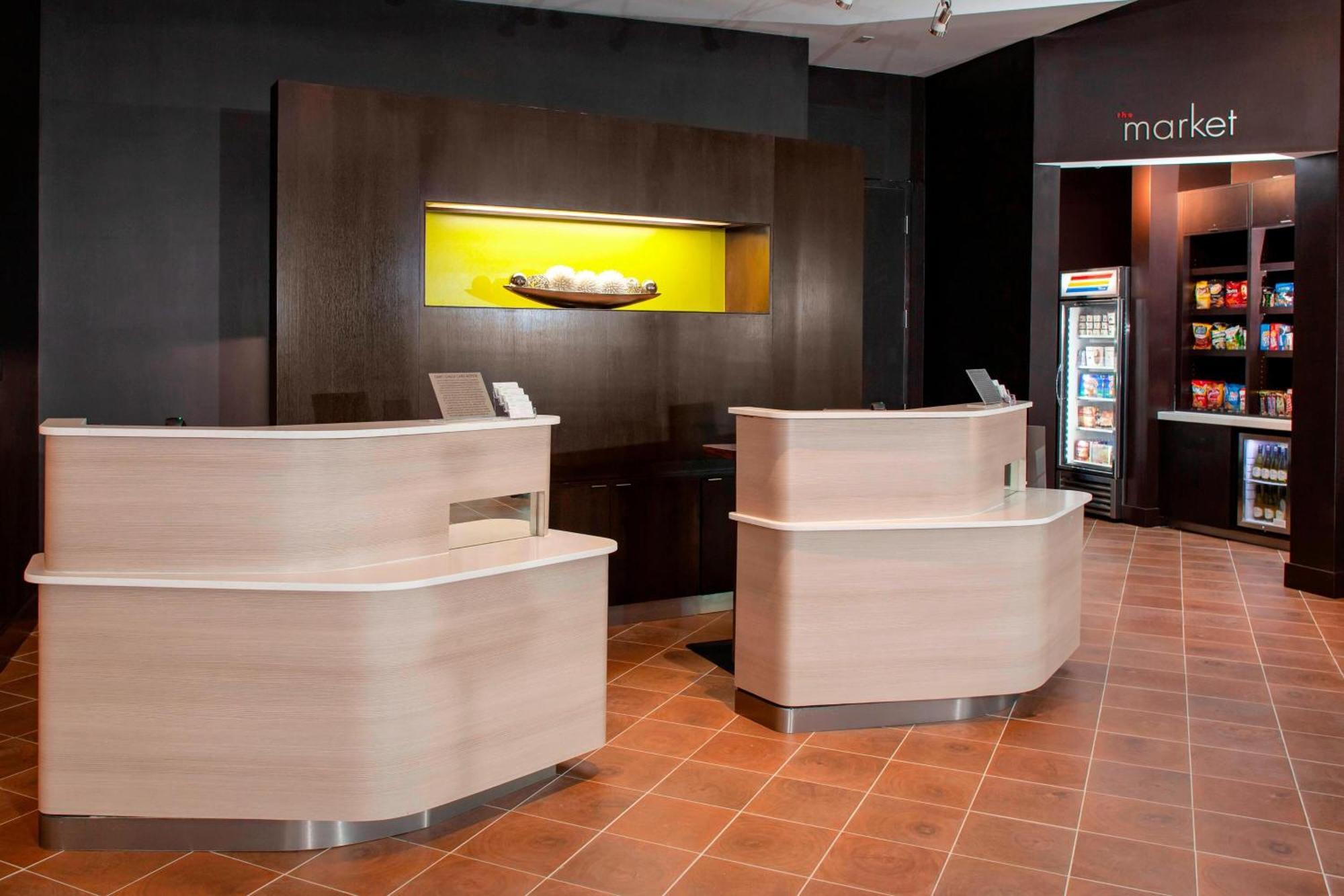 Courtyard By Marriott Deland Historic Downtown Hotel Bagian luar foto
